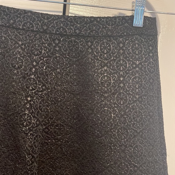 LOFT skirt in size XXS - Picture 3 of 9